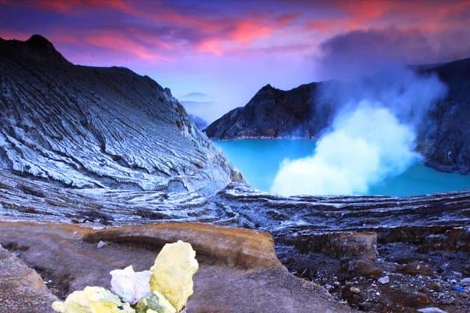 Compare Best Ijen Blue Fire & Ubud Tours