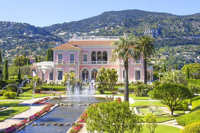 Eze, Monaco & Cap Ferrat with Villa Rothschild & Gourmet Break