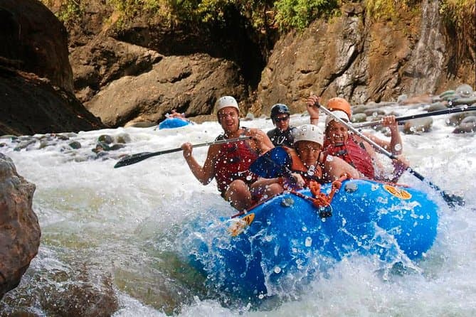 Thrilling Savegre River Rafting Adventures Near Jaco