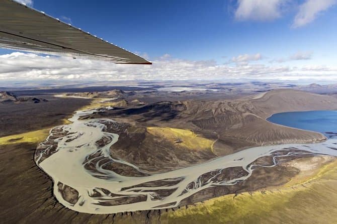 Epic Aerial Views: Skaftafell Airplane Tour Adventure