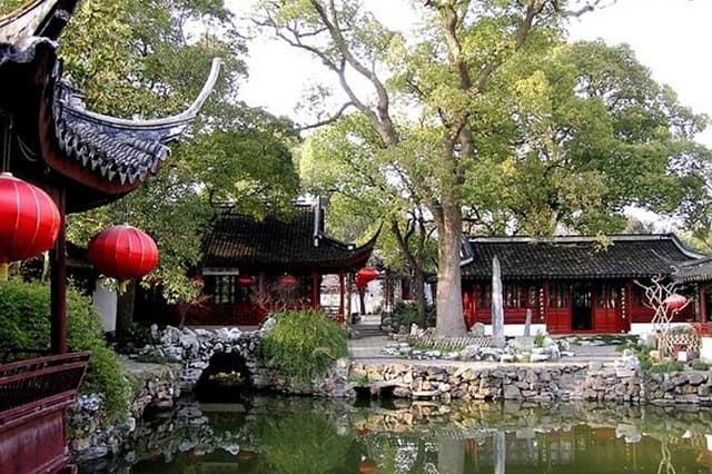 Private Shanghai Airport Layover Tour with Flexible Highlights