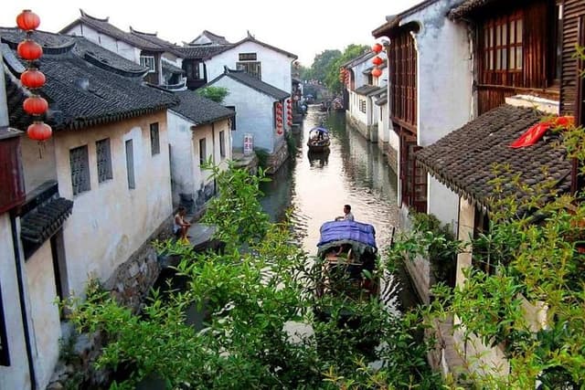 Private Flexible Suzhou City Tour with Tongli or Zhouzhuang Water Town Options