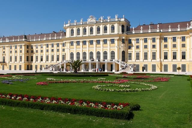 Vienna City Highlights Private Tour