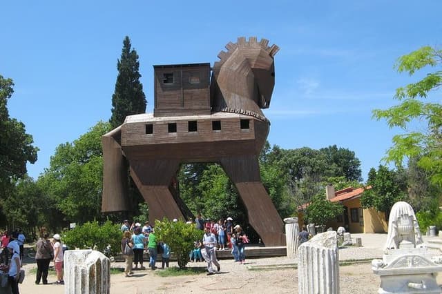 Private Troy Tour from Canakkale Port