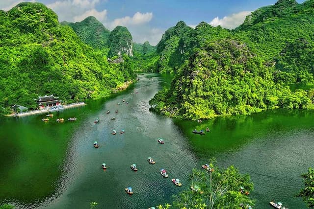 Discover Trang An Natural World Heritage, Bich Dong Pagoda, Cycling Day Tour