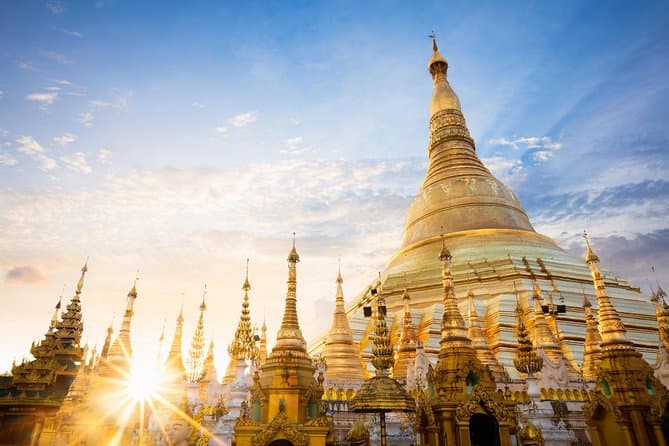 Unforgettable Shwedagon Pagoda Tours & Yangon Sightseeing