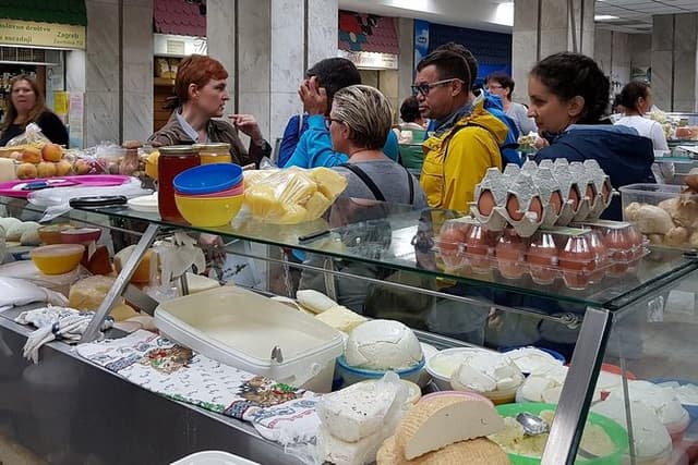 Zagreb Walking Food Tour - Sightseeing - Dolac Market Visit