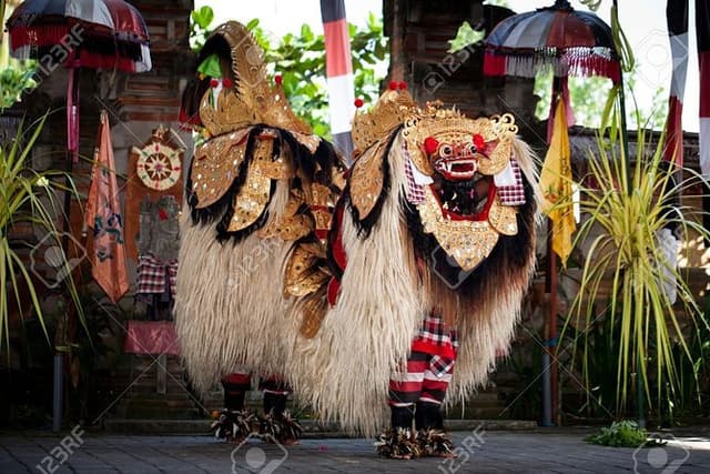 Bali Traditional Dance, Waterfall and Hindu temple with lunch