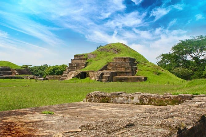 Compare Top-Rated Volcano & Mayan Tours