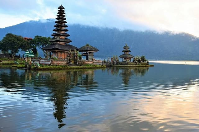Full Day Water Temples Tour and UNESCO Rice Terraces