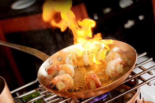 5 Course Gourmet Food and History Walking Tour of Old Quebec