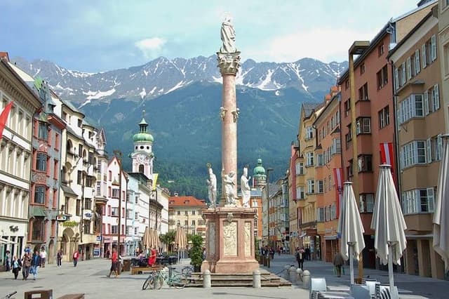 Innsbruck places must see + swarovski, car+driver+local guide