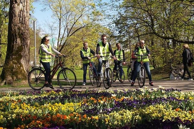 Riga Highlights Bike Tour