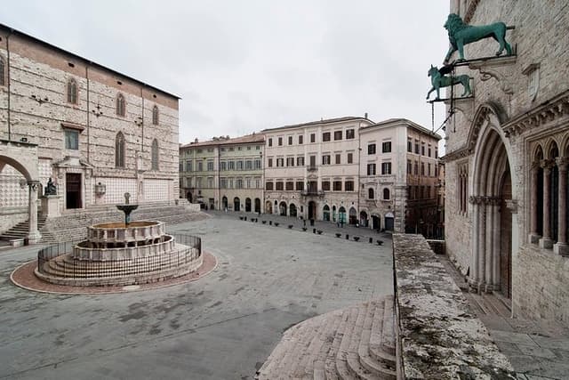 2-hours Tour of Perugia with Rocca Paolina and Cathedral