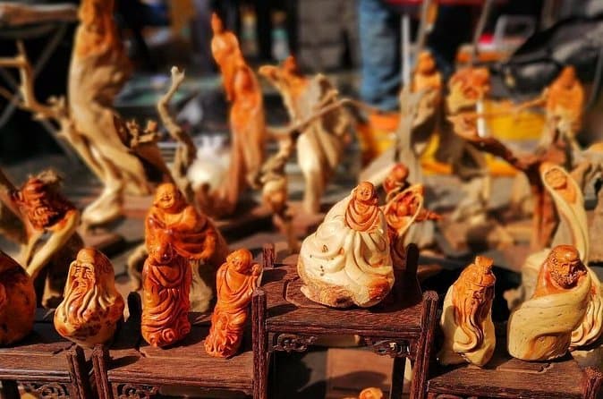 Top-Rated Panjiayuan Antique Market Tours in Beijing