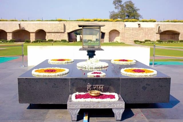 Private Mahatma Gandhi Tour in New Delhi