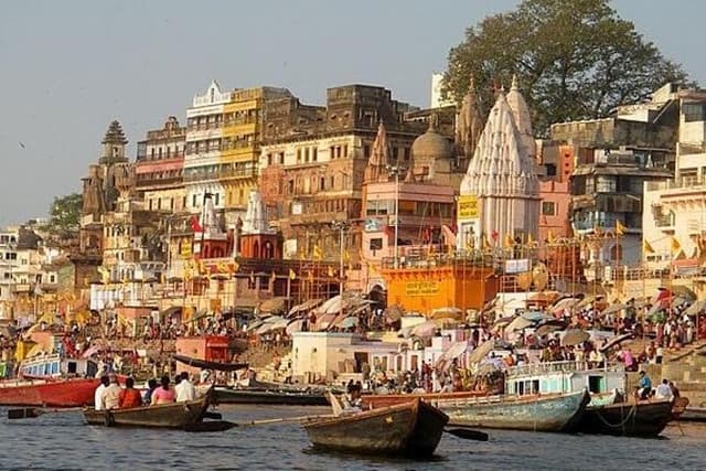 Insight Varanasi: One Day Tour with Sarnath, Boat Ride & Aarti