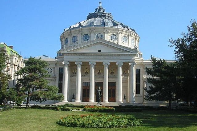 6 Hour PRIVATE Bucharest City Tour