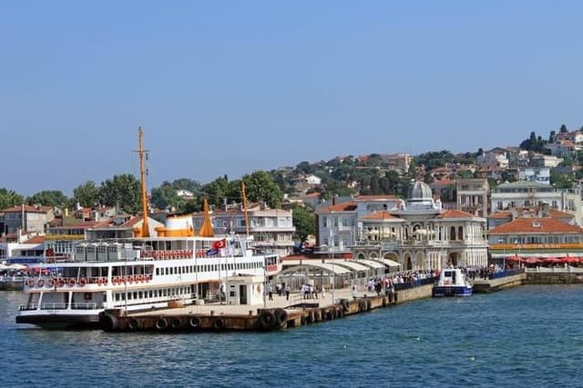 Princes' Islands Tour from Istanbul with Lunch