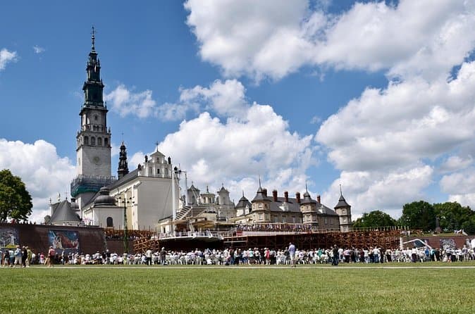 Compare Jasna Góra Tours from Krakow