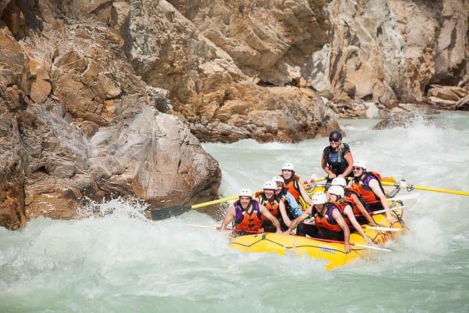 Top-Rated Rafting Tours: Kicking Horse River