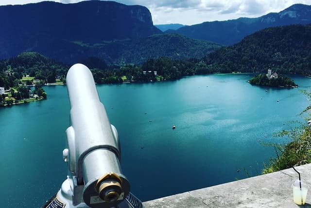 Private Day Trip: Enchanting Slovenia, Ljubljana and Lake Bled from Zagreb