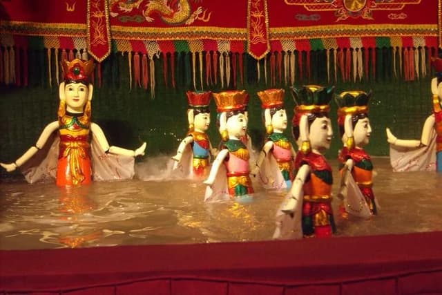 Private Evening Walking Tour - Cyclo & Water Puppet Show in Hanoi Old Quarter