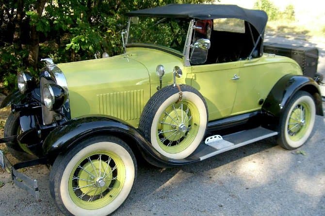 Vintage Vibes: The Best Retro Car Experience in Sliven