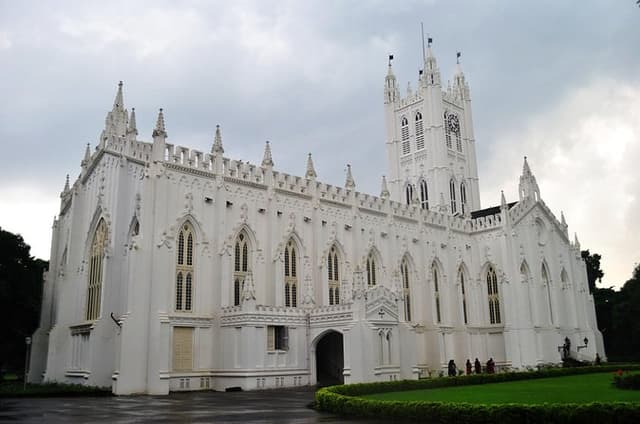 Kolkata Soul Trail - Heritage, Temples & Local Life Group Tour