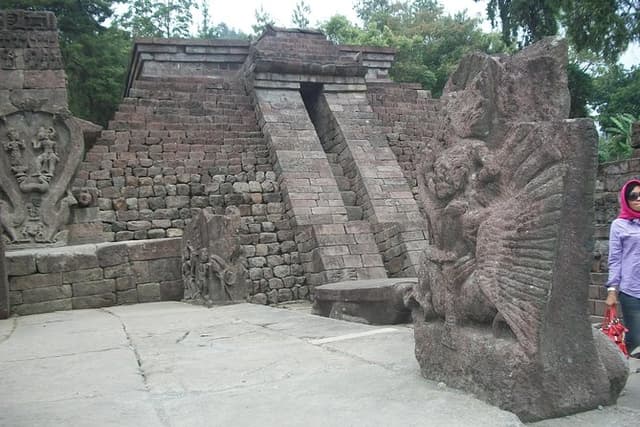 Sukuh and Cetho Temple Tour from Yogyakarta