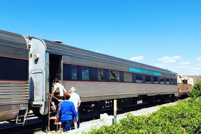 Verde Canyon Rail Day Adventure from Scottsdale or Phoenix