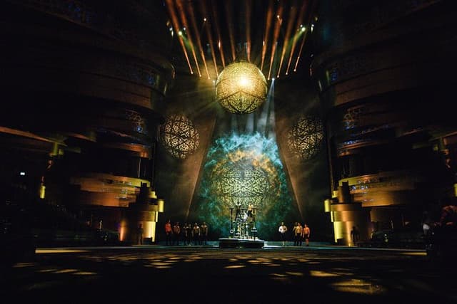La Perle by Dragone Dubai VIP