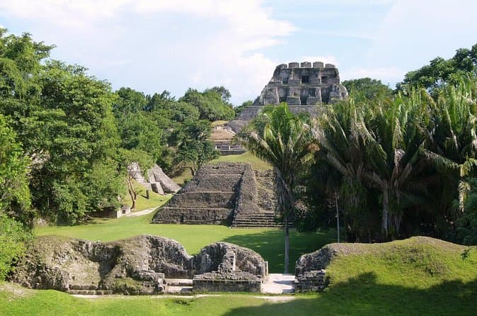 Best Xunantunich Cave Tubing Tours