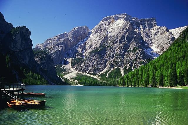 From Bolzano: Private Day Tour by car: The Heart of the Eastern Dolomites
