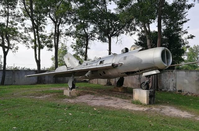 Kulen Mountain, Killing Fields and War Museum Tour
