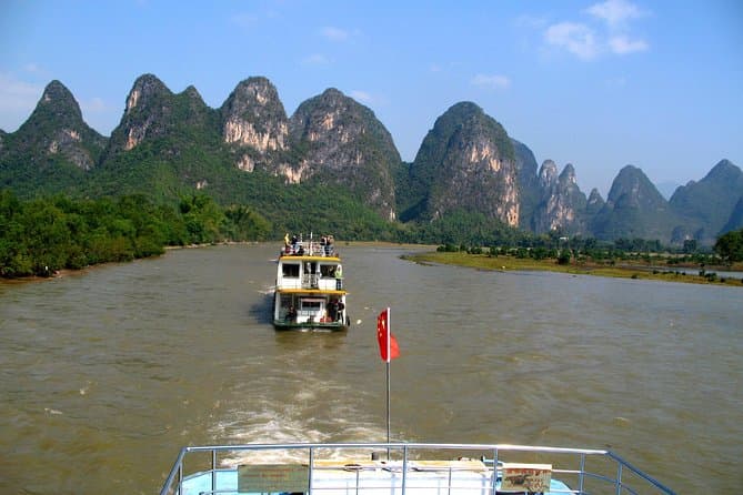 Li River Cruise in Guilin: Karst Views Await