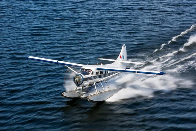 Mt. Tarawera Volcano Scenic Floatplane Tour from Rotorua