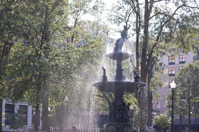Historic Memphis Guided Walking Tour: Memphis Beyond Beale