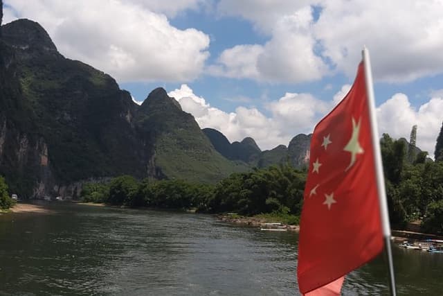 1-Day Relaxing Li River Cruise Private Tour