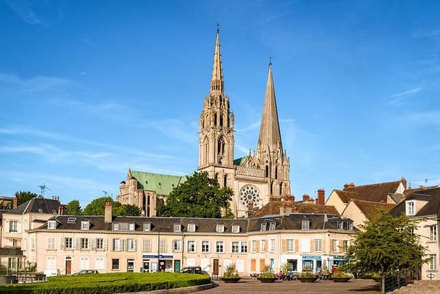 Private excursion to Chartres Cathedral
