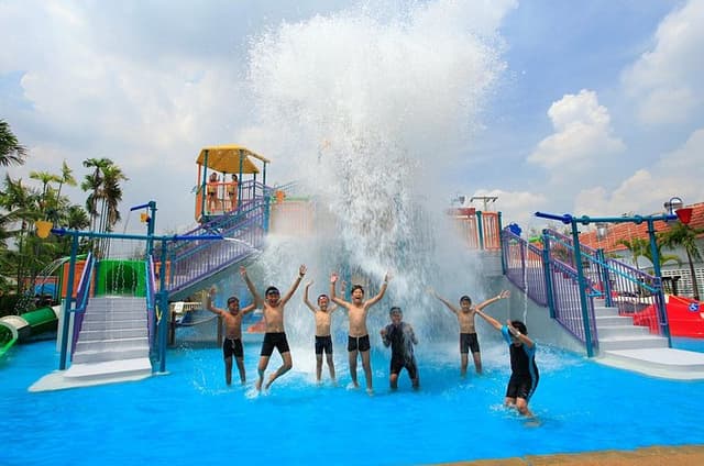 Siam Amazing Theme Park in Bangkok with Lunch & Hotel Pickup