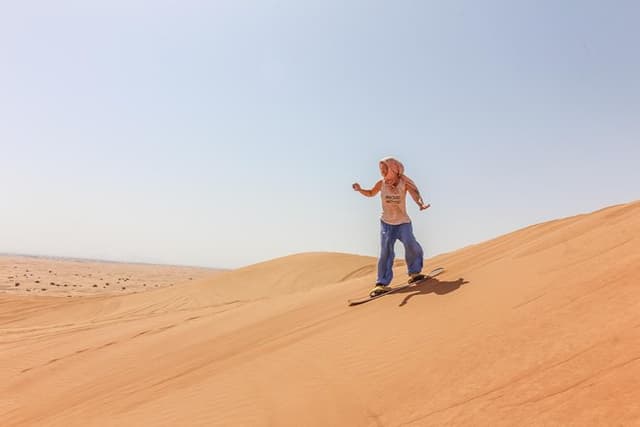 Explore Fayoum Oasis and modawara mountain ( sand-board )
