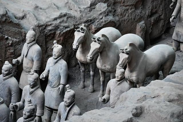 Private Customized Day Tour of Xi'an Terracotta Warriors and Horses Museum With Sightseeing Option