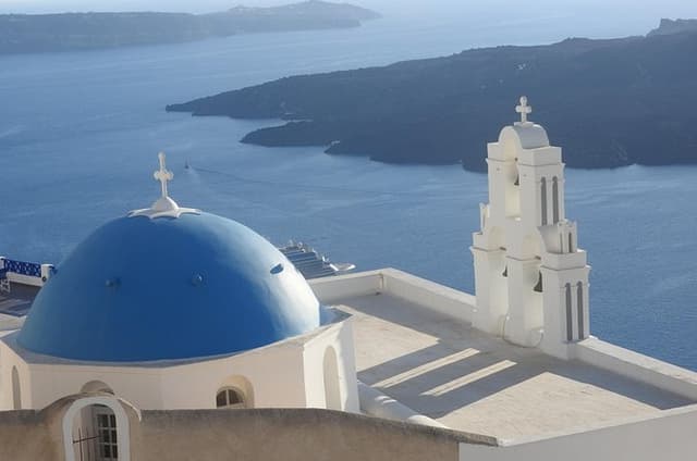 Santorini Sightseeing Half Day Private Tour
