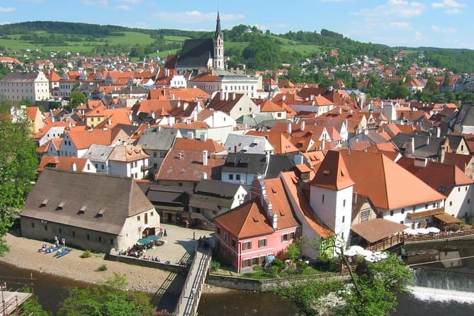 Best Guided Tours: Linz to Cesky Krumlov Day Trips