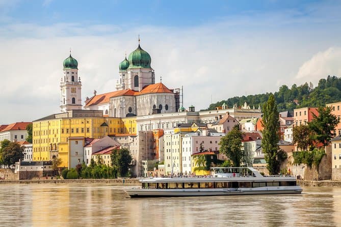 Salzburg to Hallstatt Transfer