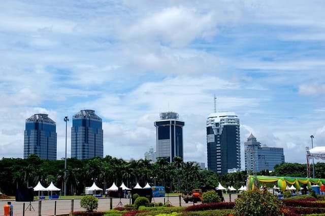 Jakarta Private Walking Tour with a Local