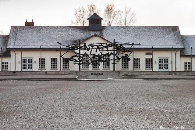 Private Dachau Concentration Camp Tour with Private Transfers