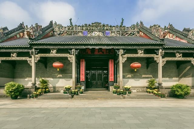 Guangzhou Historical Day Tour By Metro & Boat