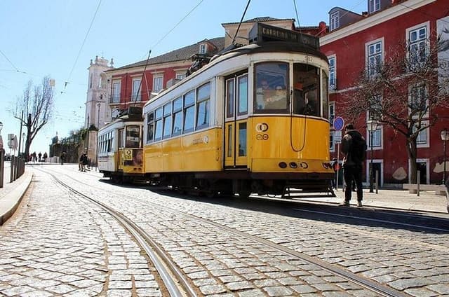Lisbon Private Half-Day and Customizable tour